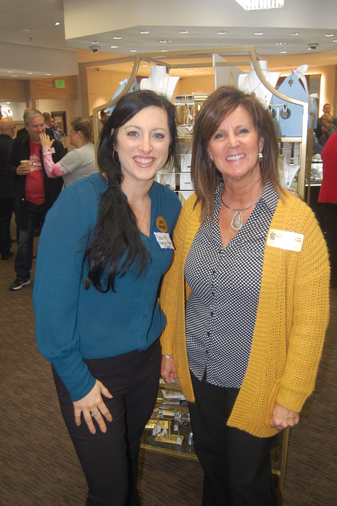 Danielle Hubrich, Tina Marlett